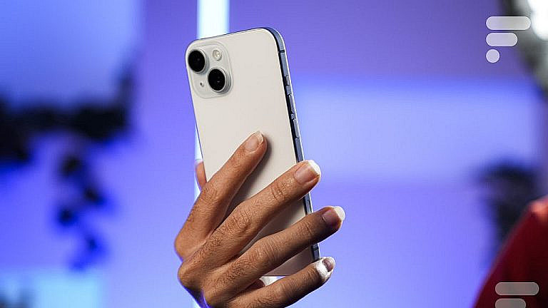 Два года с iPhone 15: плюсы и минусы, автономность, дизайн и стоит ли покупать в 2025 году. Обзор и впечатления от использования.