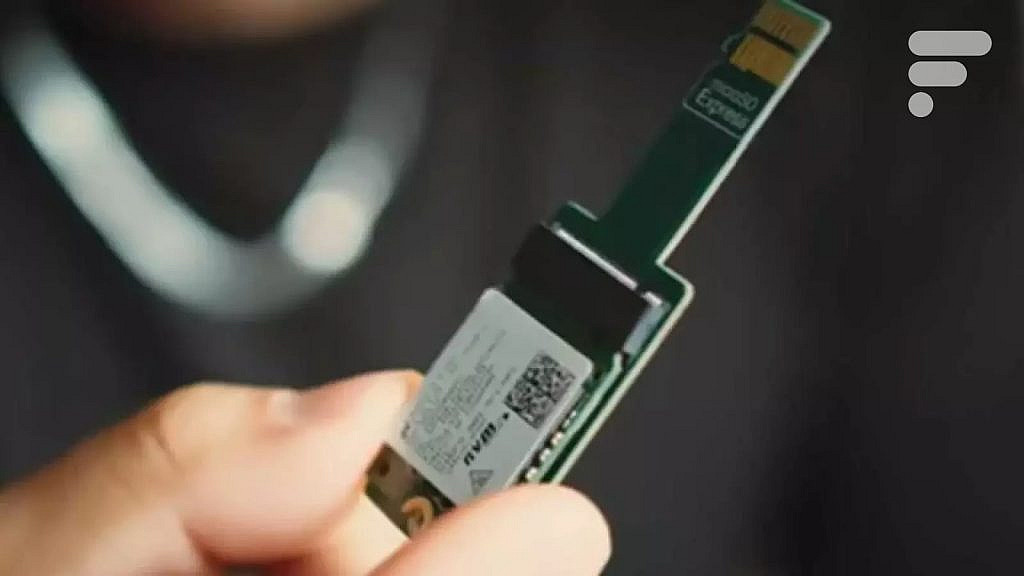 Nintendo Switch 2 поддерживает SSD через microSD Express: моддеры создали адаптер для M.2 2230, экономя на хранилище. PCIe Gen3 x1 открывает новые возможности.
