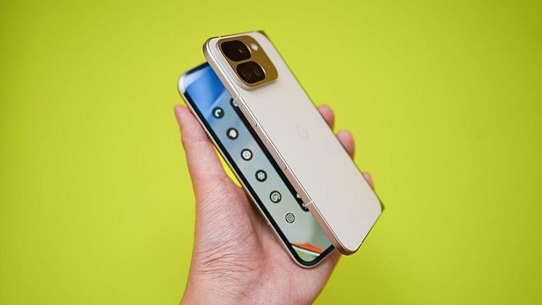 Android 16: новые функции для Pixel. Улучшенные уведомления, безопасность, звонки и продуктивность. Обновление уже доступно для Pixel.