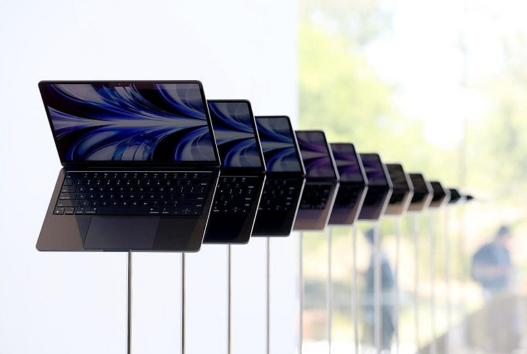 Apple предлагает MacBook Air с чипом M4 со скидкой 15 в разделе refurbished. Обновленные модели с гарантией и поддержкой macOS 26 Tahoe.