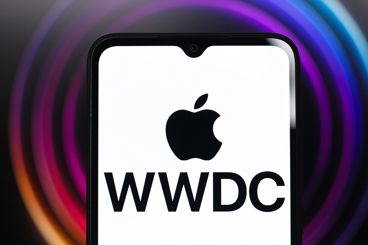 Apple планирует отказаться от нумерации версий ОС в пользу годовых обозначений, начиная с WWDC 2025. iOS 26, macOS 26 и другие системы получат маркировку по году выпуска для упрощения идентификации.