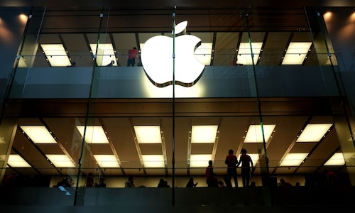 Apple изучает применение генеративного ИИ для ускорения разработки чипов. Заявление Сруи на вручении награды Imec в Бельгии.