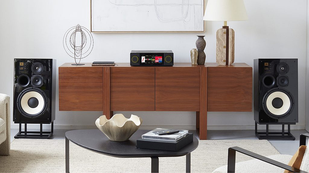 Arcam добавила Qobuz Connect к новым усилителям SA35, SA45 и плееру ST25 для потокового воспроизведения в Hi-Res качестве.