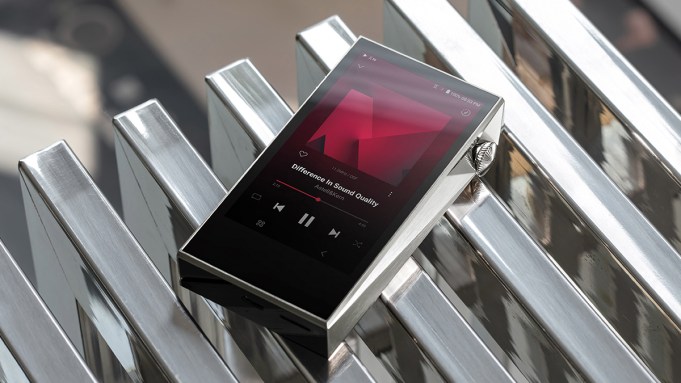 AstellKern SP3000M Copper Nickel роскошный аудиоплеер с премиальным звуком, медным корпусом и эксклюзивным дизайном для истинных меломанов.