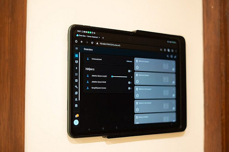 Локальные платформы для умного дома без облака: Home Assistant, Node-RED, Gladys, Domoticz, OpenHAB и ioBroker. Контроль, приватность и гибкость.