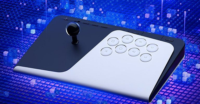 Беспроводной аркадный контроллер Sony FlexStrike для PS5 с механическими кнопками, сменными джойстиками и адаптером PlayStation Link. Релиз в 2026.