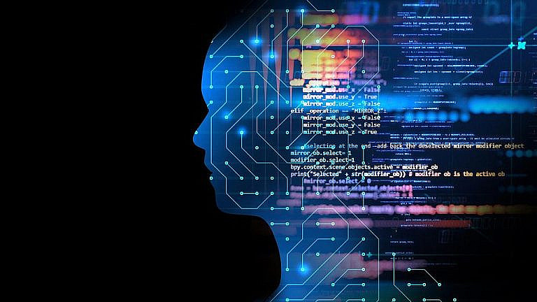 Исследование MIT: ChatGPT снижает активность мозга. Участники, использовавшие ИИ, хуже запоминали текст и теряли креативность. Риски для образования и мышления.