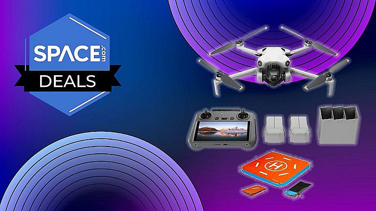DJI Mini 4 Pro Fly More Combo со скидкой 230 лучшая цена за всю историю модели. Включает дрон, пульт и батареи для полета до 46 минут. 4K-видео, 48 Мп фото, вес 249 г.