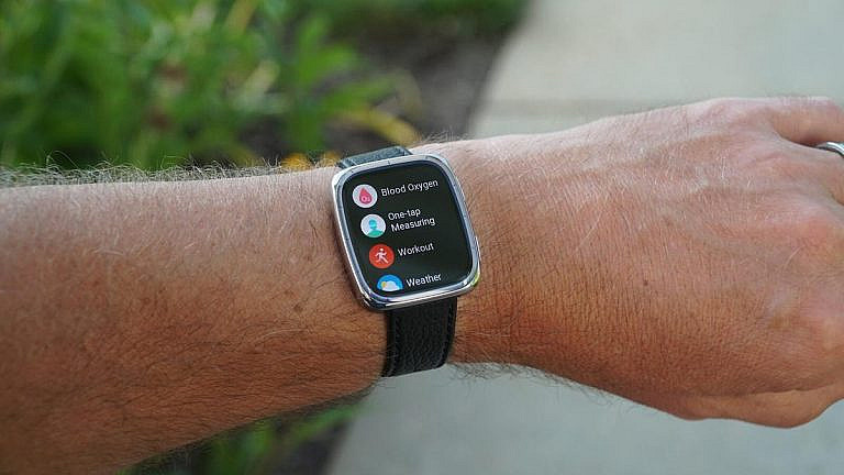 Amazfit Active 2 Square стильные смарт-часы с AMOLED-экраном, GPS и 10-дневной автономностью. Идеальный баланс цены и функционала.