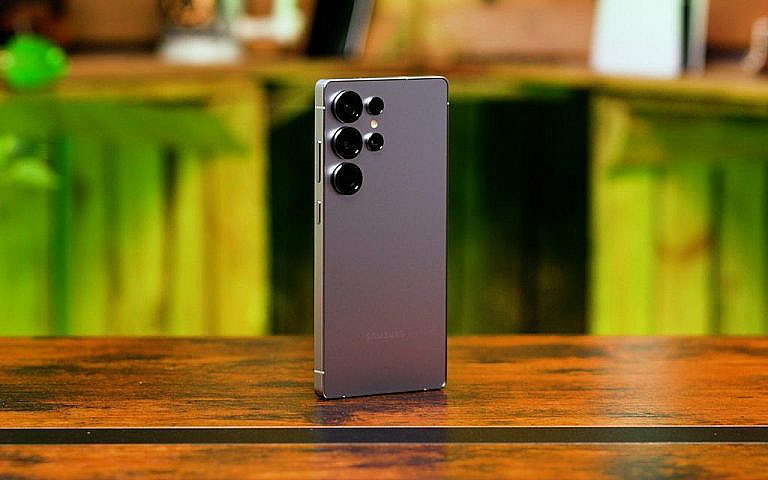 Samsung Galaxy S26 Ultra: обновленные камеры, новый дизайн и мощный Snapdragon 8 Elite Gen 2. Выход в 2026 году.