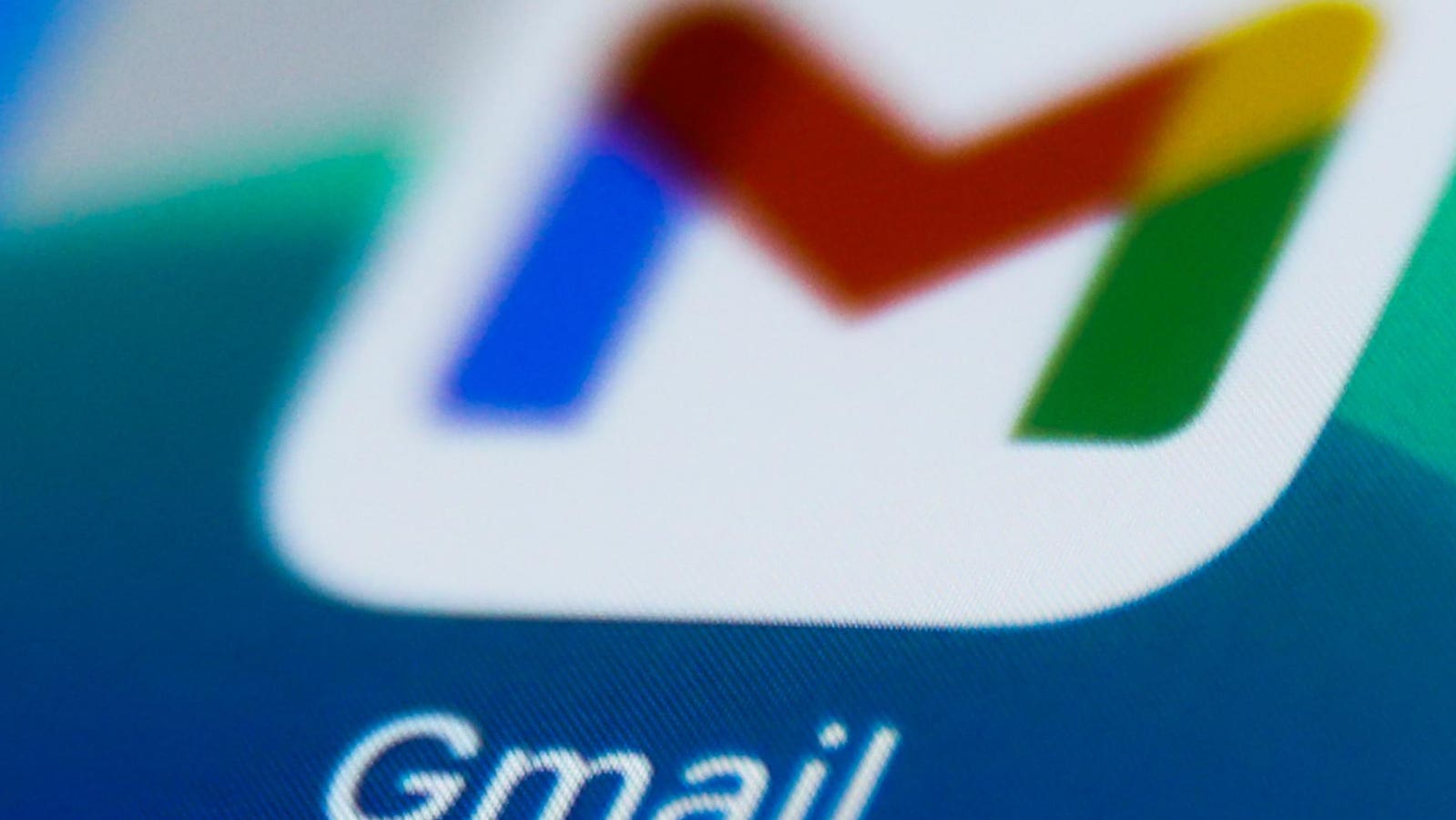 Google обновил Gmail: кнопка отписки от рассылок и будущий Shielded Email для защиты от спама. Временное решение.