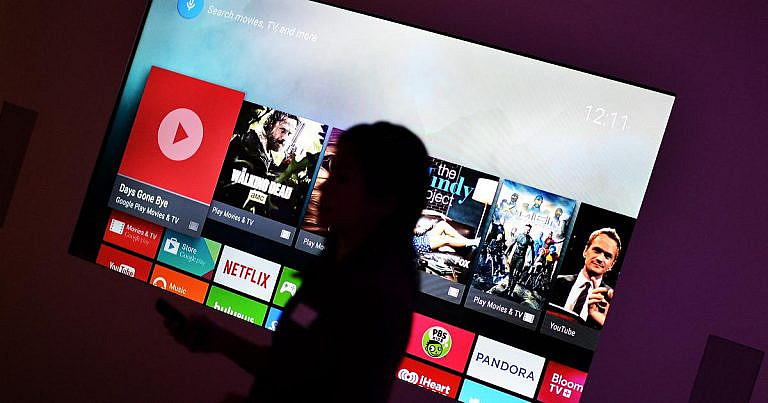 В мае 2025 YouTube обогнал Disney и Netflix, захватив 12,5 аудитории. Google доминирует в умных телевизорах, вызывая антимонопольные разбирательства.