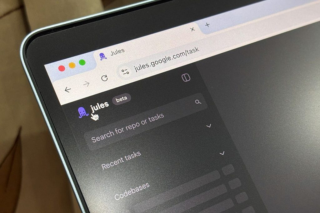 Google представил ИИ-агента Jules для асинхронного написания кода на базе Gemini 2.5 Pro. Интеграция с GitHub, платные тарифы и обновления после бета-теста.