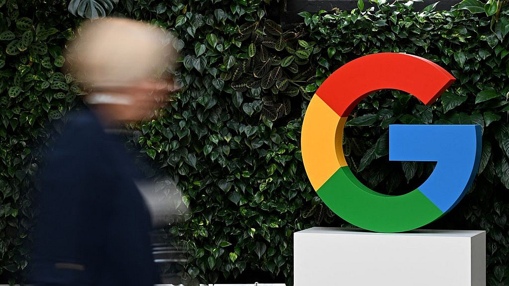 Кибератака на Google в 2025: хакеры ShinyHunters похитили данные клиентов с помощью vishing. Утечка подтвердила уязвимость крупных корпораций.