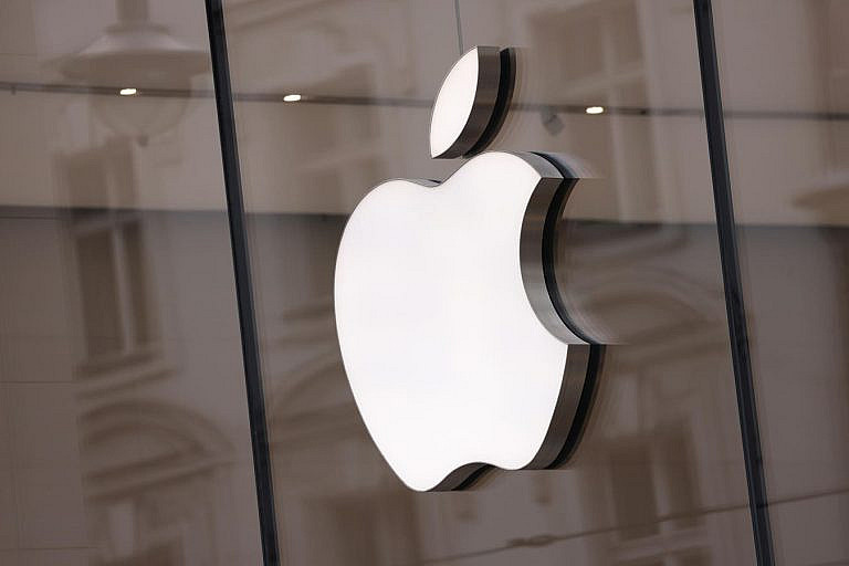 Apple представит iPhone 17 Air в сентябре 2025: ультратонкий корпус 5,5 мм, но батарея всего 3000 мАч и одна камера.