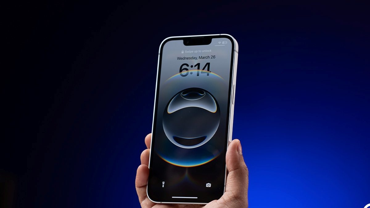 Apple готовит бюджетный iPhone 17e с OLED-экраном 6,1 дюйма и чипом A19. Цена от 599, USB-C и одна камера.