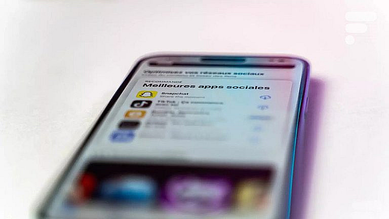 Apple упростил установку приложений из интернета в iOS 18.6 и iPadOS 18.6. Теперь загрузка проходит быстрее, но с одобрения компании.