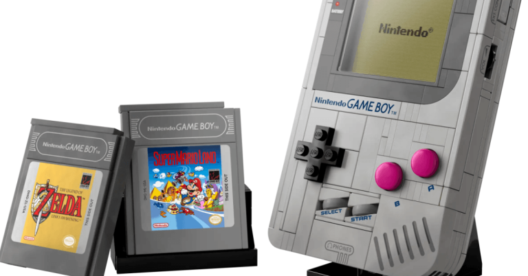 LEGO представила набор-копию Game Boy 1989 года с пиксельными играми. 421 деталь, подставка, цена 54.99. Доступен с 1 октября 2025.