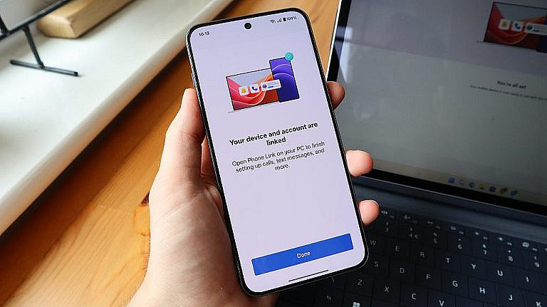 Подключите Android к Windows через Phone Link для работы с уведомлениями, звонками и файлами без отвлечения от компьютера.