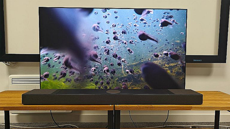 KEF XIO компактная звуковая панель с мощным звуком и поддержкой Dolby Atmos. Обзор дизайна, функционала и звучания.