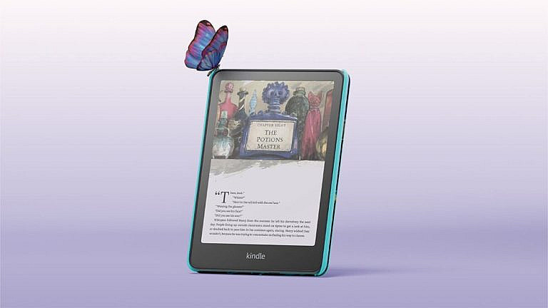 Amazon снизила цену на цветной Kindle Colorsoft до 249.99, уменьшив память до 16GB. Появилась детская версия за 269.99 с подпиской и обучающими функциями.