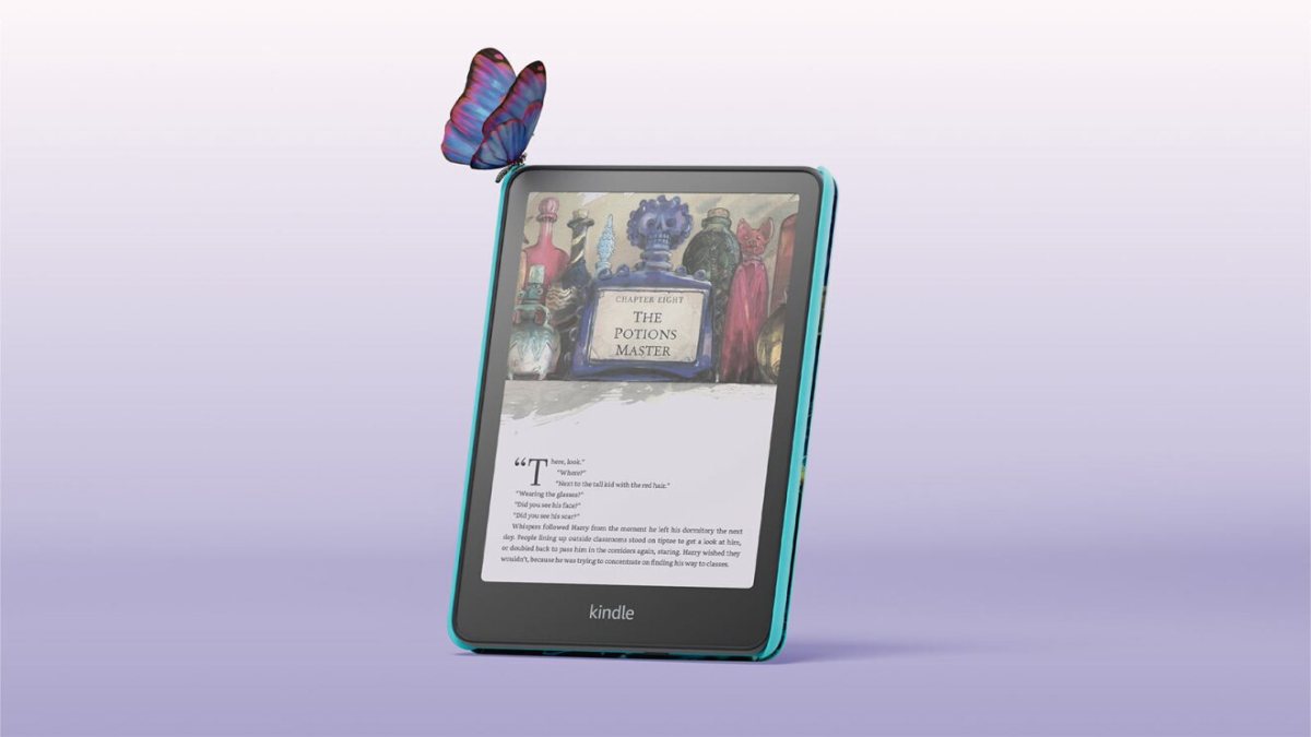 Amazon снизила цену на цветной Kindle Colorsoft до 249.99, уменьшив память до 16GB. Появилась детская версия за 269.99 с подпиской и обучающими функциями.