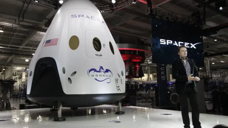 Китайская Space Epoch успешно испытала многоразовую ракету, бросив вызов SpaceX. Новый этап космической гонки начался.