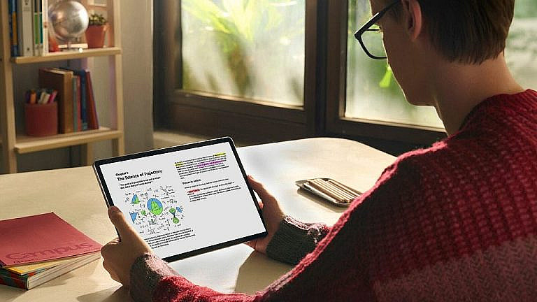 Lenovo Idea Tab Pro Matte Edition мощный планшет с ИИ-фишками, антибликовым экраном 12,7 дюймов и стилусом. Скидка до 22 июля 2025.