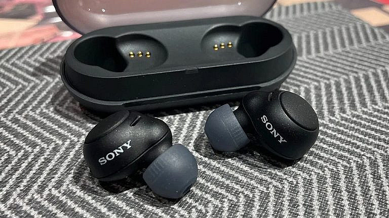 Сравнение Sony WF-C500 и WF-C510: почему новые наушники за 39 выгоднее восстановленных C500 за 35. Обзор преимуществ.