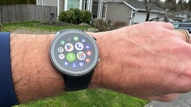 OnePlus Watch 2 мощные смарт-часы с двумя ОС, 100 часами автономности, защитой MIL-STD-810H и быстрой зарядкой. Идеальный выбор для Android.