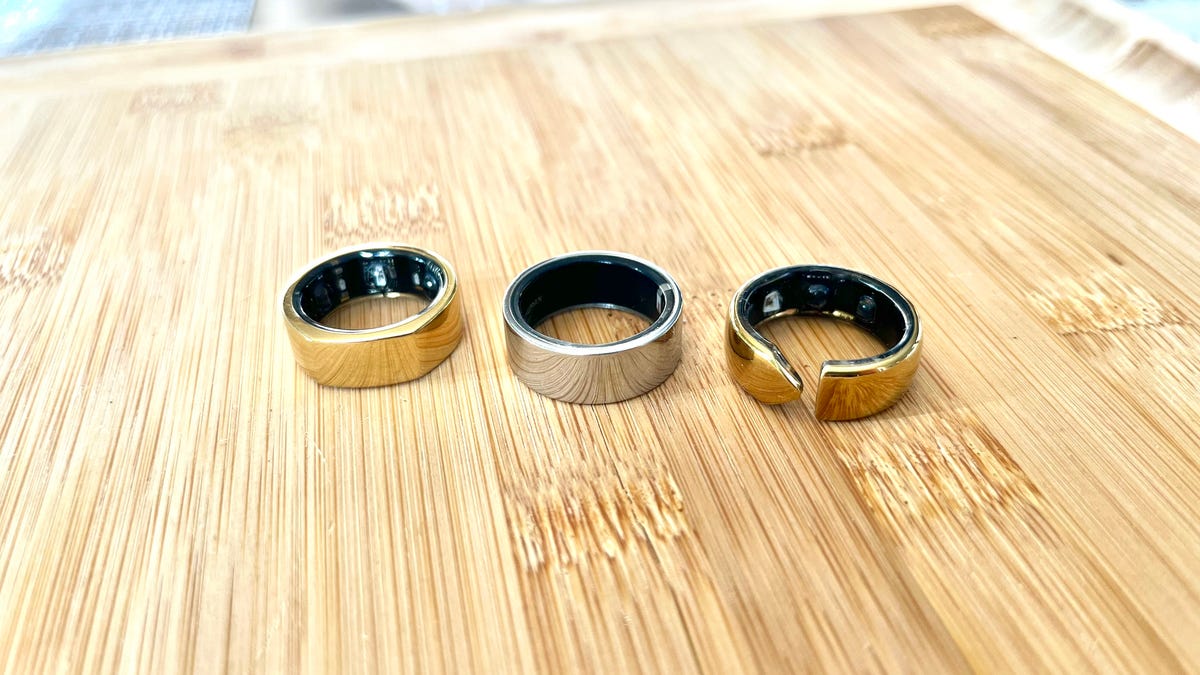 Обзор умных колец Oura, Ultrahuman и Evie: сравнение функций, плюсы и минусы, рекомендации по выбору для улучшения сна и здоровья.