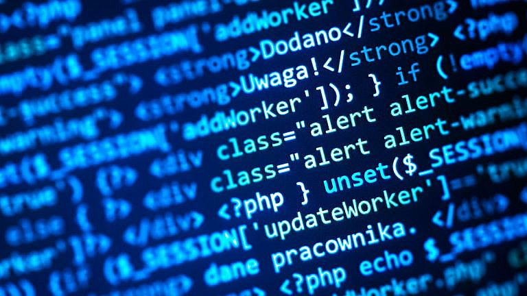 Лучшие ИИ для программирования: ChatGPT Plus, Perplexity Pro, Gemini Pro, Copilot и Claude 4 Sonnet. Обзор и сравнение их возможностей.