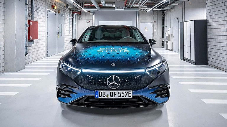 Mercedes-Benz внедрит твердотельные батареи до 2030 года, увеличив запас хода на 25 и повысив безопасность электромобилей.