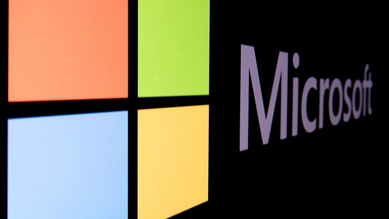 Microsoft отказывается от паролей: переход на passkeys начнется в 2025 году. Узнайте, как это повлияет на безопасность ваших учетных записей и какие альтернативы предлагает компания.