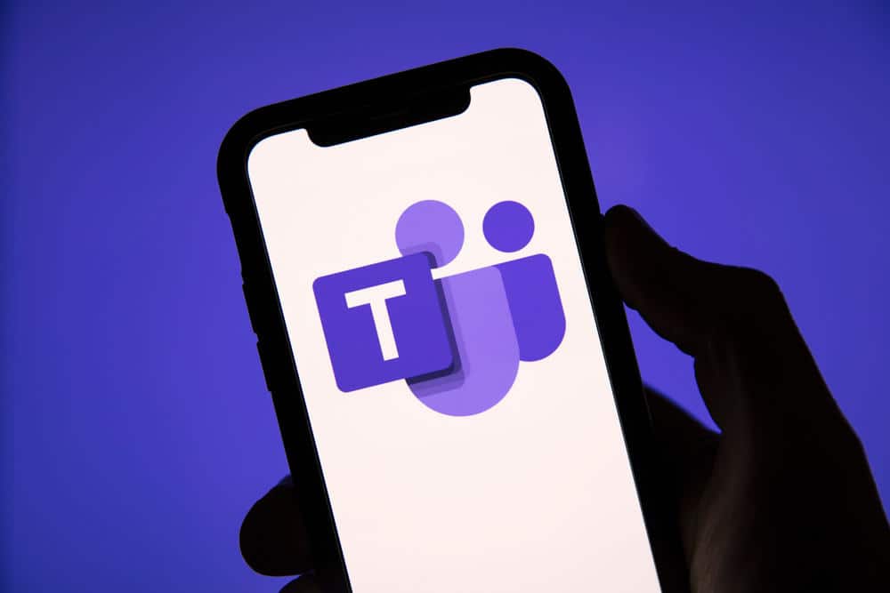 Microsoft Teams Classic перестанет работать 1 июля 2025 года. Узнайте, как перейти на новую версию и избежать проблем с видеозвонками.