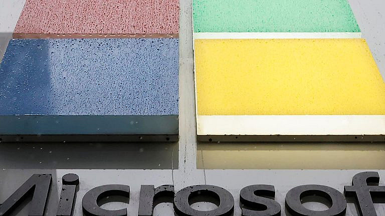 Microsoft отказывается от паролей: переход на пасски начнется в июне 2025. Узнайте, как подготовиться к изменениям и защитить аккаунты.
