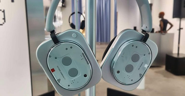 Nothing Headphone 1: полупрозрачные наушники с дизайном в стиле ретро и поддержкой проводного режима. Официальный анонс 1 июля.
