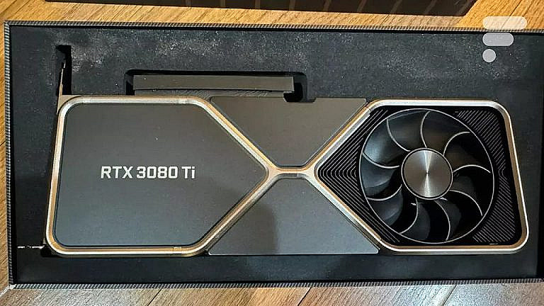 Редкая Nvidia RTX 3080 Ti с 20 ГБ памяти продана за 2000. Разработческий образец без поддержки драйверов, коллекционная редкость.