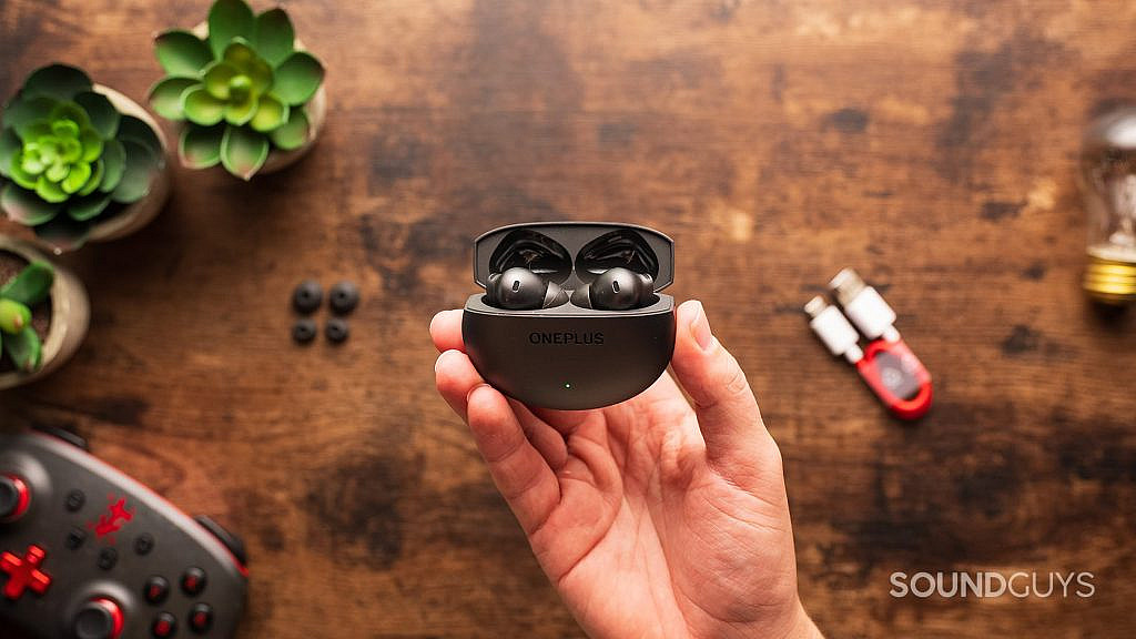 OnePlus Buds 4 беспроводные наушники с ANC, качественным звуком и удобной посадкой. Отличный выбор за 130.