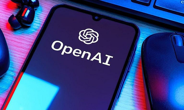 OpenAI готовит ИИ-браузер для конкуренции с Google Chrome, интегрируя ChatGPT в веб-серфинг. Релиз ожидается в ближайшие недели.