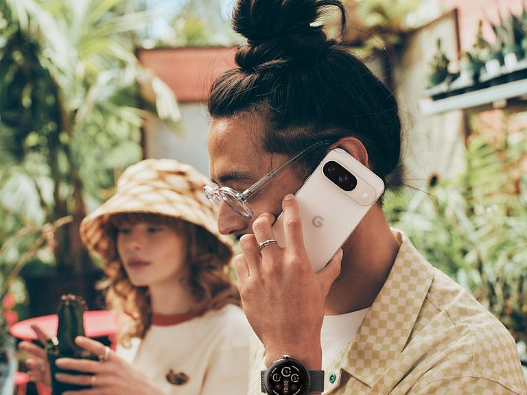Google представит Pixel 10, Pixel 10 Pro Fold и новые AI-фичи на базе Gemini 20 августа 2025 года. Ожидаются улучшенные камеры и процессоры.