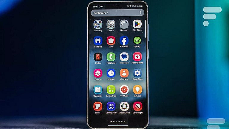 Samsung Galaxy S24 мощный флагман с OLED-экраном, камерой 50 МП и скидкой 56. Отличное предложение за 389 евро.
