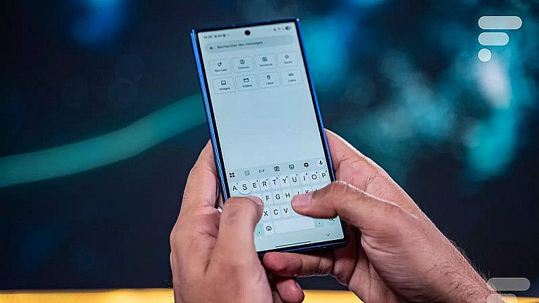 Samsung расширяет сотрудничество с ИИ-разработчиками, включая OpenAI и Perplexity, для улучшения функционала смартфонов и снижения зависимости от Google.