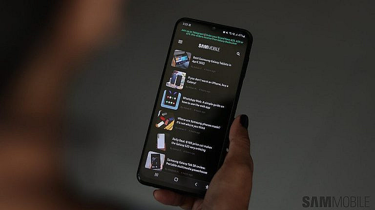 Samsung Galaxy M36 раскритиковали за устаревший дизайн и слабый аккумулятор. Пользователи недовольны, а компания удаляет негативные комментарии.