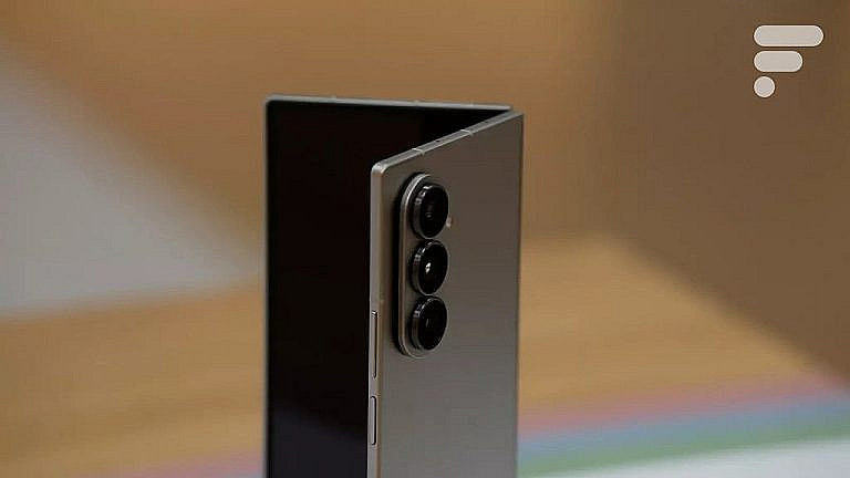 Samsung не спешит внедрять кремний-углеродные батареи, считая технологию недостаточно зрелой, в отличие от китайских конкурентов.