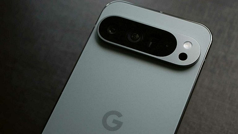 Google обновил скрытое меню в Android, добавив удобную структуру и вкладку для спутниковой связи. Изменения тестируются в Canary.