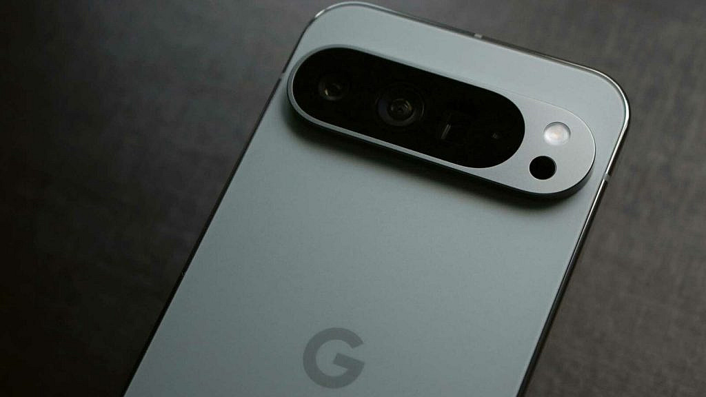 Google обновил скрытое меню в Android, добавив удобную структуру и вкладку для спутниковой связи. Изменения тестируются в Canary.