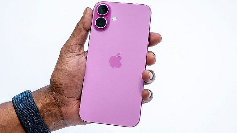 iPhone 16 снова подешевел на Flipkart: скидка 13 000 рупий. Базовая версия за 69 999 рупий, кэшбэк 3 500 рупий. Выгодное предложение!