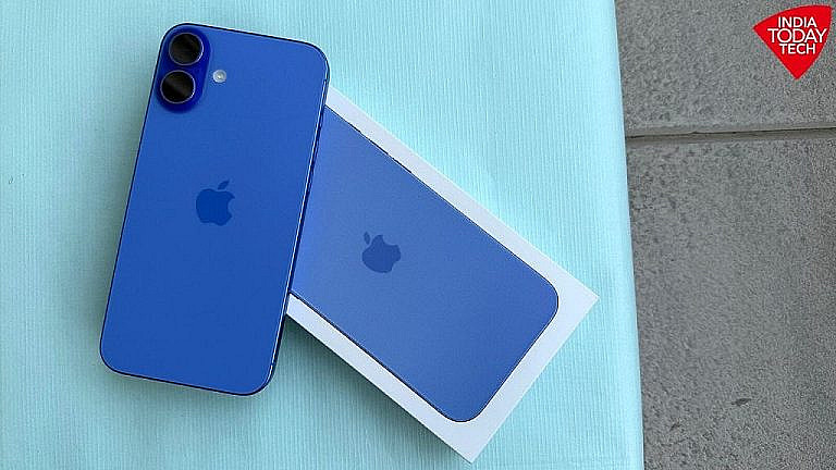 Ежегодная распродажа Apple Days в Vijay Sales: скидки до 10 000 рупий на iPhone, iPad и MacBook. Успейте купить до 1 июня 2025 года!