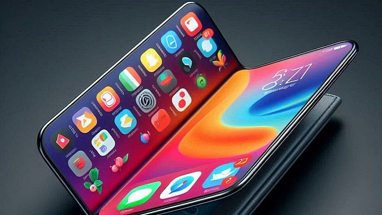 Apple готовит складной iPhone с дисплеем Samsung, релиз в 2026 году. Цена около 2300, форм-фактор книжный, экраны 5,5 и 7,8 дюймов.